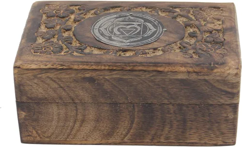 Vista 2 de Caja de almacenamiento de madera tallada a mano para joyas de chakras (raíz)