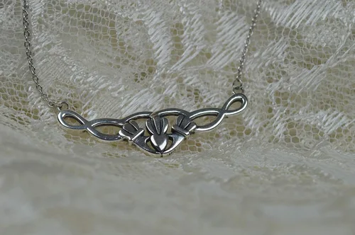Vista 8 de Claddagh Necklace Celtic Knot Earrings Irish Jewelry Wedding Anniversary Ireland Gifts Women Claddagh 925 Sterling Silver Heart Hand Crown