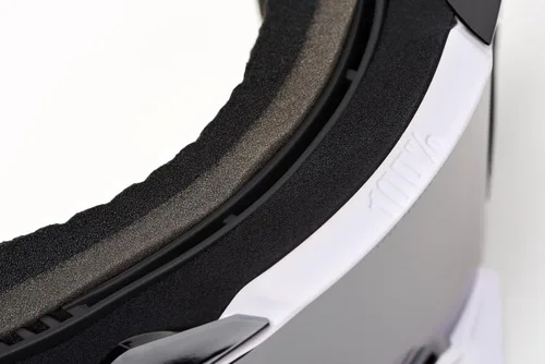 Vista 4 de 100% Gafas de protección deportiva premium ARMEGA con lente Ultra HD y protector de nariz
