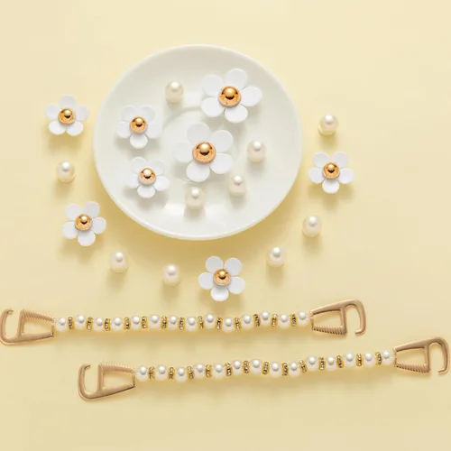 Vista 4 de Colorful Flower Shoe Charms Daisy Flowers Cartoon Pearls Resin Shoe Charms 3D Floral Shoe Ornaments Set Flowery Garden Shoe Charms DIY Shoe