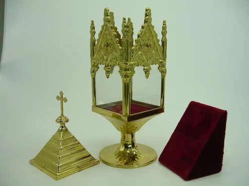 Vista 6 de X16 Cristiano Católico Sacerdote Monstrance Relicario Estilo de Iglesia con Cruz y Martillo Circular Base Base Latón
