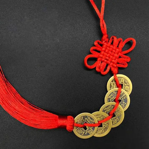 Vista 5 de Estatua de Feng Shui de latón con rana de dinero, escultura de sapo de dinero, juego de 5 monedas antiguas de cuerda roja de Feng Shui