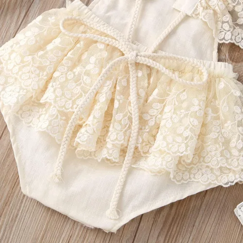 Vista 6 de ODASDO Mameluco de encaje para bebé niña, delicado bordado sin espalda, con diadema de flores, 2 piezas, traje de pastel