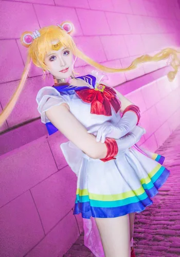 Vista 6 de DAZCOS Diadema dorada para mujer, tiara de cosplay de resina (forma de luna)