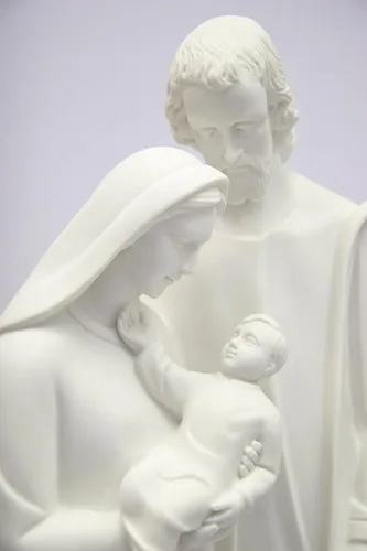 Vista 5 de Vittoria Collection Figura de escultura italiana de Joseph Mary Baby Jesus de 31.5 pulgadas, hecha en Italia, para jardín interior y exterior