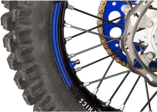 Vista 3 de Tusk Soporte de válvula de goma azul para Kawasaki Versys-X 300 (ABS) 2017-2021