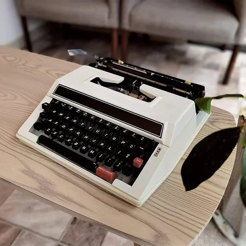 Vista 6 de Máquina de escribir manual clásica de estilo antiguo - Portátil y fácil de usar - Incluye juego de cintas - Máquina de escribir mecánica, kk321