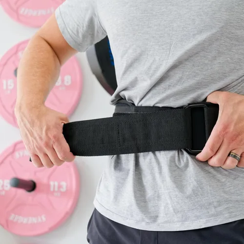Vista 7 de Synergee Weightlifting Belt – 5" Padded Adjustable Support