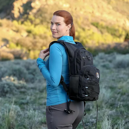 Vista 6 de Mochila de hidratación de 18 litros con kit de primeros auxilios, bolsa de agua de 3 litros y toalla de enfriamiento, mochila de hidratación ligera