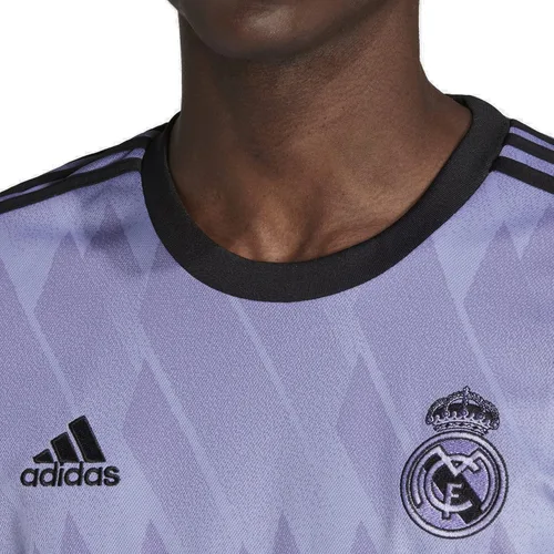 Vista 4 de adidas Camiseta de fútbol Real Madrid 2223 Away para hombre, Púrpura claro