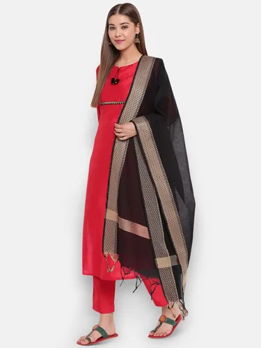 Vista 4 de Janasya Kurta de seda de poliéster rojo indio con pantalón y dupatta para mujer