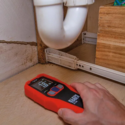 Vista 11 de Klein Tools Medidor de humedad ET140 sin pines para detección de humedad no destructiva en paneles de yeso, madera y mampostería; detecta hasta 3/4