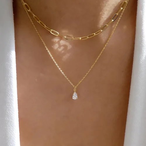 Vista 2 de ZOERAY Gold Layered Necklace for Women 14K Gold Plated Dainty Necklace Diamond Cross Heart Pearl Snake Pendant Necklace Herringbone Paperclip Chain