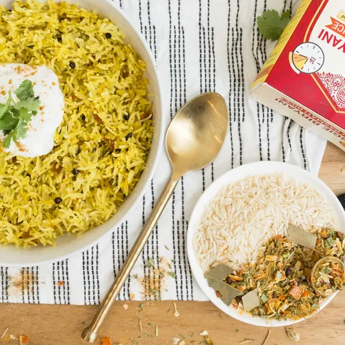 Vista 5 de NY SPICE SHOP Biryani vegetariano suave con arroz basmati, ingredientes premedidos incluidos, especias enteras fragantes, paquete de arroz gourmet