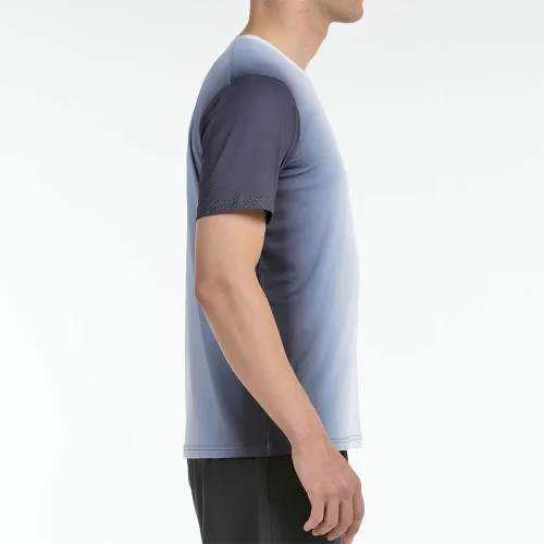 Vista 4 de Bullpadel Camiseta MUROS 2025 Camiseta tecnológica de alto rendimiento para hombre Diseño de sublimación degradado con impresiones reflectantes