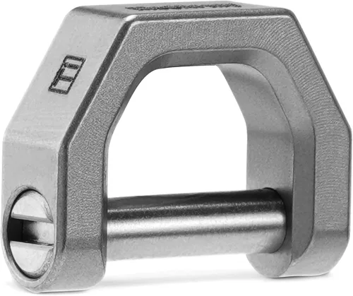 Vista 8 de MecArmy - Organizador de llaves de titanio CH2 con anillo en D, llavero seguro en forma de D para llaveros de automóvil y equipo EDC, alternativa