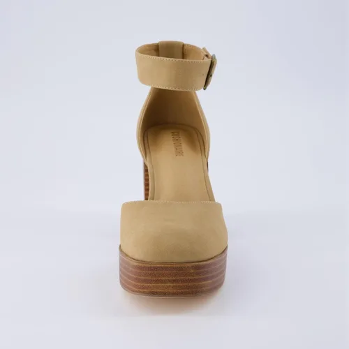 Vista 3 de CUSHIONAIRE Tacón de bloque de cuero curtido para mujer con acolchado de espuma viscoelástica, anchos disponibles