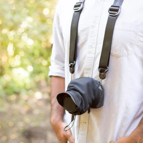 Vista 8 de Peak Design Funda de lluvia Shell para cámara, pequeña, cubierta de lluvia resistente a la intemperie para cámara DSLR, tela de neopreno elástica