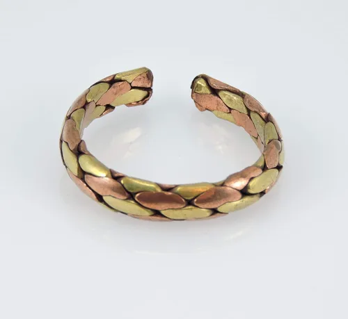 Vista 5 de Anillo de medicina/curación trenzado hecho a mano., Cobre, metal, plata, latón