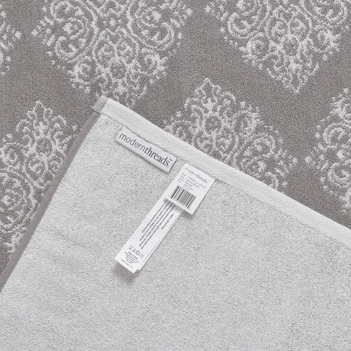 Vista 4 de Modern Threads Juego de toallas Jacquard teñidas de hilo reversible de 6 piezas Artesia Damasco Gris
