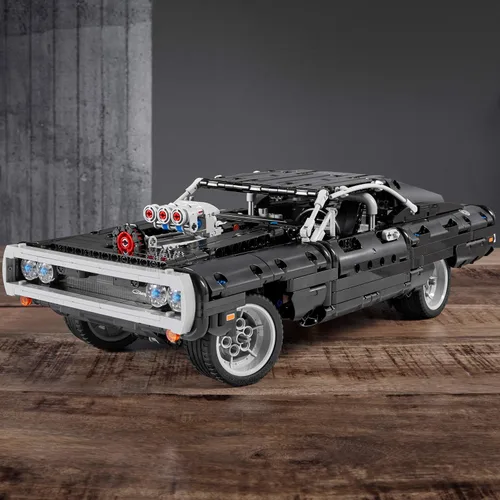 Vista 2 de LEGO Technic Fast & Furious Dom's Dodge Charger 42111 Juguete de Construcción - Kit de construcción de modelo de coche de carreras, juego