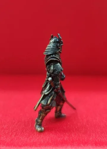 Vista 3 de Figuras de guerrero del shogunato japonés de latón, adornos de escritorio, estatua de cobre antiguo soldado en miniatura, juego de ajedrez de guerra
