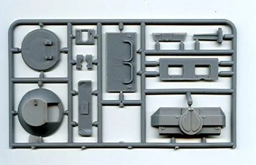 Vista 8 de Micro-Mir BTR-60PB Transporte blindado soviético de personal 1/48 48-012