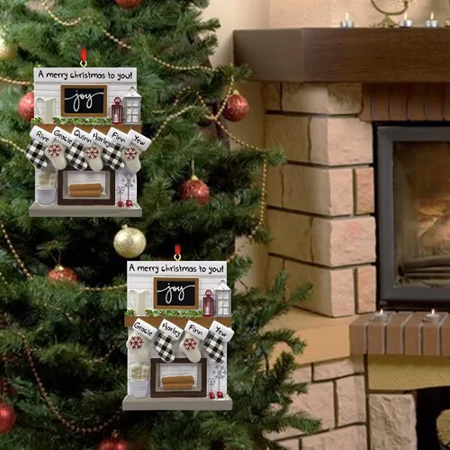 Vista 6 de Adornos de Navidad personalizados 2025, repisa de chimenea, familia de 2/3/4/5/6 nombres de miembros de la familia Joy para decoraciones de árbol