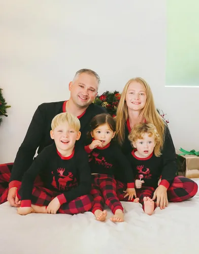 Vista 50 de VAENAIT BABY Infant Toddler Kids Adult Couple Family Matching Women Men Christmas Pjs Xmas Holiday Buffalo Plaid Pajama Set