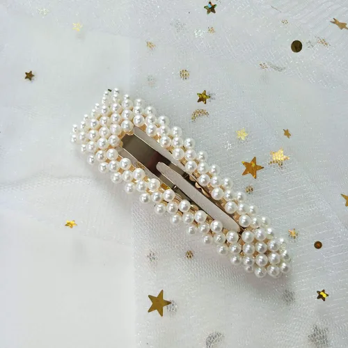 Vista 3 de Fodattm 2 pinzas para el pelo de perlas de imitación dulce, horquilla simple de aleación de moda BB accesorios para el cabello para mujeres