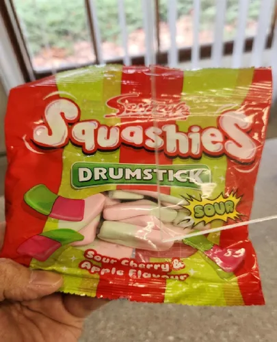 Vista 3 de Swizzels Drumstick Squashies sabor a cereza agria y manzana, 4.23 oz