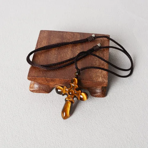 Vista 7 de QIANXU Collares de cruz de cristal de ojo de tigre para mujeres y hombres, amuleto de protección de Jesús, collar con colgante de joyería curativa
