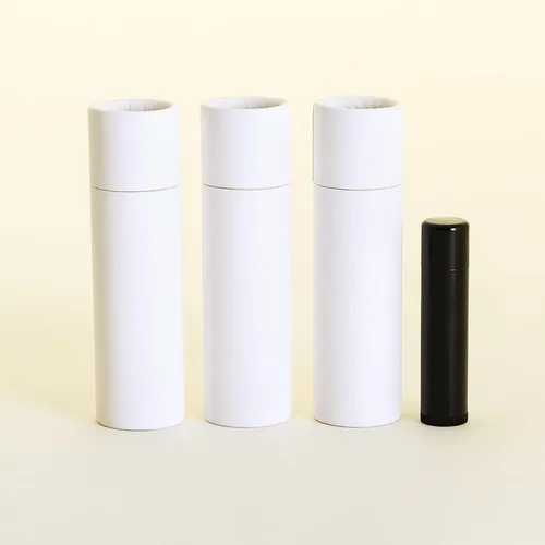 Vista 2 de Bálsamo labial de cartón Kraft blanco de 1.5 onzas (12)