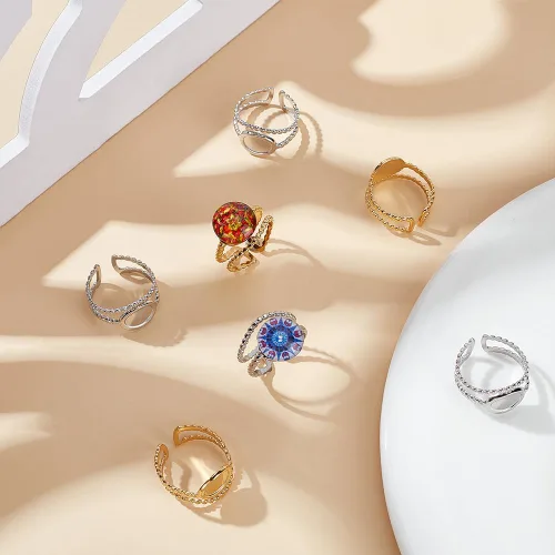 Vista 2 de UNICRAFTALE 8 piezas de componentes de anillo abierto de acero inoxidable de 2 colores con anillos ovalados, chapados en oro, ajustables para hacer