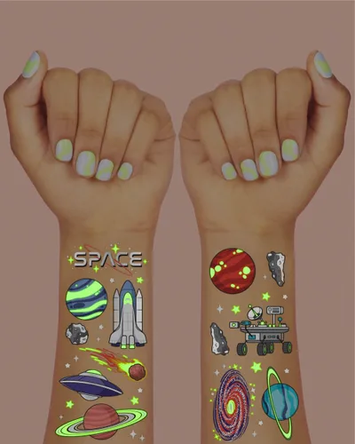 Vista 3 de xo, Fetti Space + Planets - Tatuajes temporales que brillan en la oscuridad para niños, 50 piezas, suministros de fiesta de cumpleaños