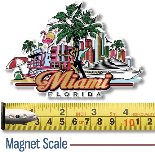 Vista 2 de Imán de Miami City de Classic Magnets, recuerdos coleccionables de goma 3D estilo vintage y regalos fabricados en los Estados Unidos, 4.4 x 3.1