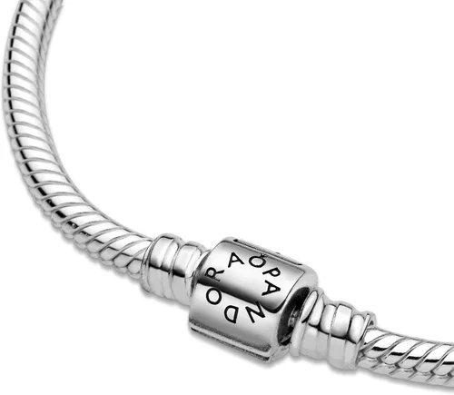 Vista 5 de PANDORA Moments - Pulsera de cadena de serpiente con cierre de barril
