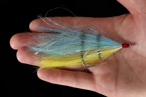 Vista 2 de Cebo Stalkers: Stinger vuela para atrapar bagre extra, añadir a cualquier plataforma de pesca de gato, paquete de 5