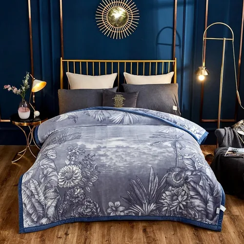 Vista 17 de LGYKUMEG Manta pesada de visón coreano, tamaño Queen de 79 x 91 pulgadas, sedosa suave y cálida, manta de cama Raschel reversible de 2 capas, 9