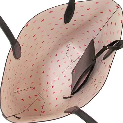 Vista 3 de Kate Spade x Disney Minnie Mouse Bolso grande reversible de piel