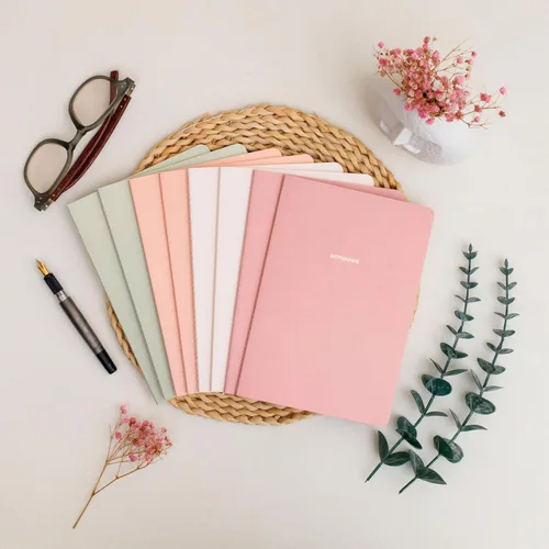Vista 2 de Diario de cuaderno (paquete de 8), A5, 5.5 x 8 pulgadas, papel grueso de 2.82 oz/m², bonito juego de cuadernos con tapa de papel suave, diario