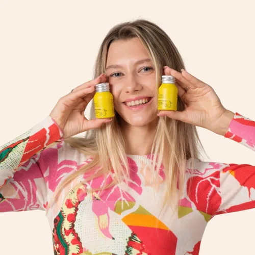 Vista 8 de Champú vigorizante en polvo espumoso para adelgazar el cabello, 20 lavados, vegano, ecológico, bergamota, tomillo, mini botella de aluminio de 0.7