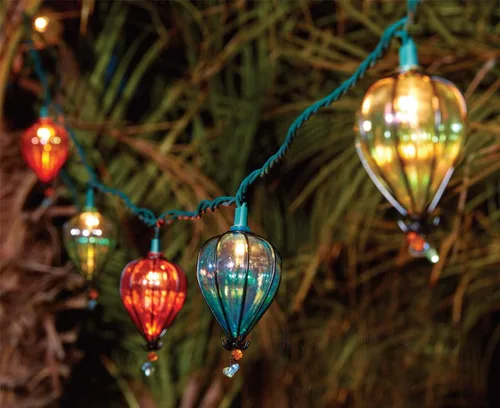 Vista 2 de 11 pies de luces de cadena multicolor con 10 bombillas, luces LED decorativas impermeables y conectables con certificación UL para colgar en patio