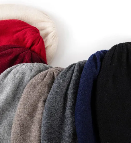 Vista 5 de Villand Gorro de lana merino 100% para mujeres y hombres con bolsa de regalo, sombrero de lana de doble capa, gorro de esquí de punto para invierno