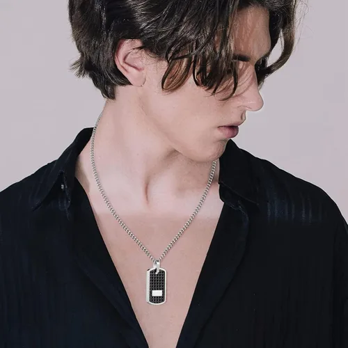 Vista 5 de Collar con dije para hombre, cadena ajustable de acero inoxidable de plata de 22 a 24 pulgadas