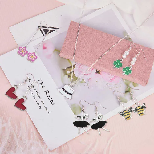 Vista 5 de SUNNYCLUE 1 caja de 30 estilos, 30 piezas de dijes esmaltados surtidos chapados en plata, unicornio, animales, corazón, flor, joyería, colgantes