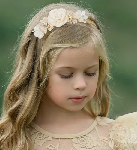 Vista 4 de Utaly Diadema de flores para bebés y niñas, 3 piezas, elástica, corona floral, recién nacida, accesorios para el cabello Estilo 1
