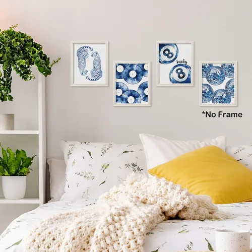 Vista 2 de TLESKE Pósteres Azules Preppy de Guepardo Lucky 8 Balls Impresiones Sin Marco de 8x10 Juego de 4, Impresiones Artísticas de Pared de Bolas de azul