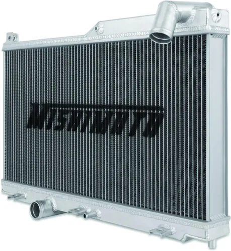 Vista 3 de Mishimoto Radiador de aluminio de rendimiento universal, 25.51 "x 16.3" x 2.55