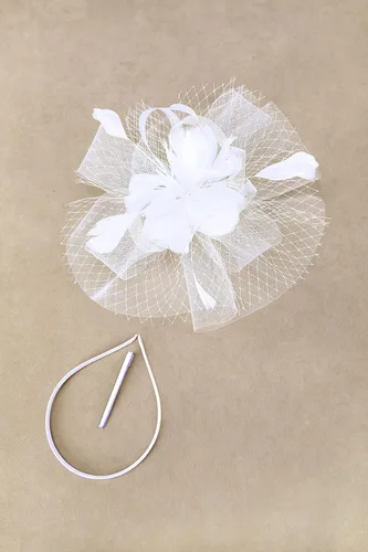 Vista 3 de BABEYOND Sombreros Derby para mujer, sombreros de fiesta de té, tocados de Kentucky, sombrero de organza para cóctel, novia, boda, plumas, clip